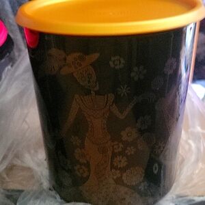 RARE Tupperware Dia De Los One Touch Canister